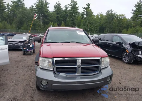 2008 Dodge Durango Adventurer z USA, uszkodzony, nr VIN 1D8HB68208F102852